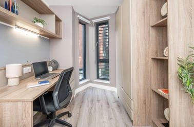 Howard Gardens, Adamstown, Cardiff - Image 3